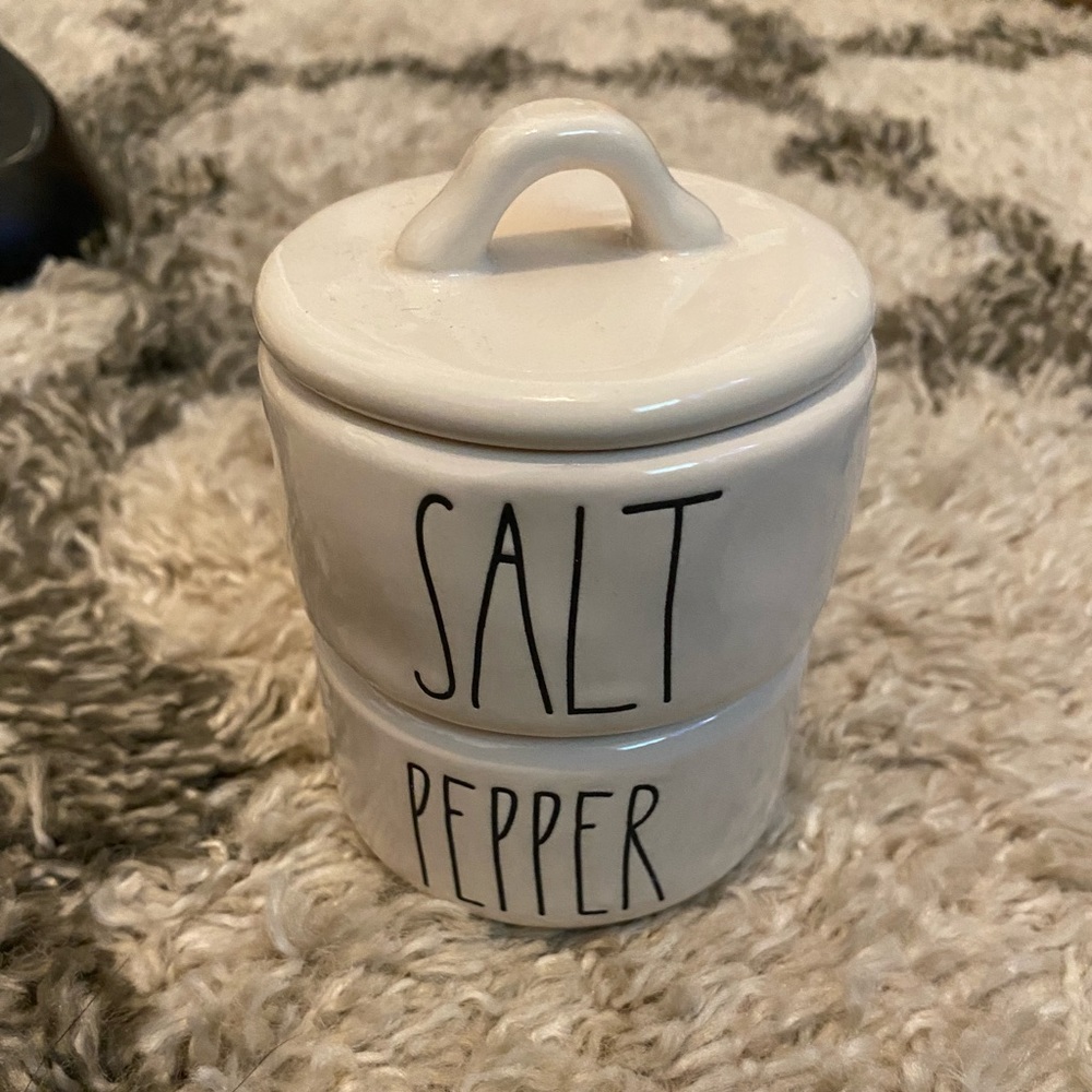 Rae Dunn stackable salt and pepper holders.